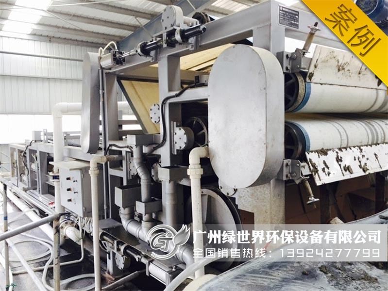 福建砂廠購買4臺沙包土洗沙機(jī)